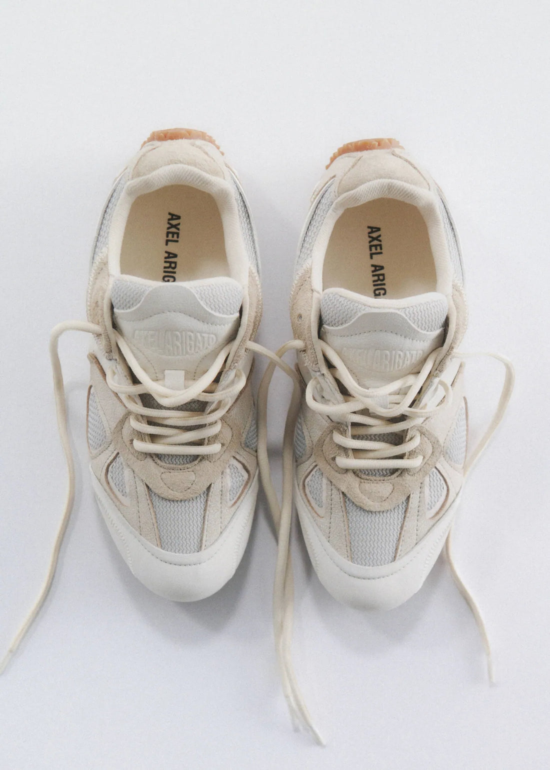 W Slow Runner Off White/Gum F3546001
